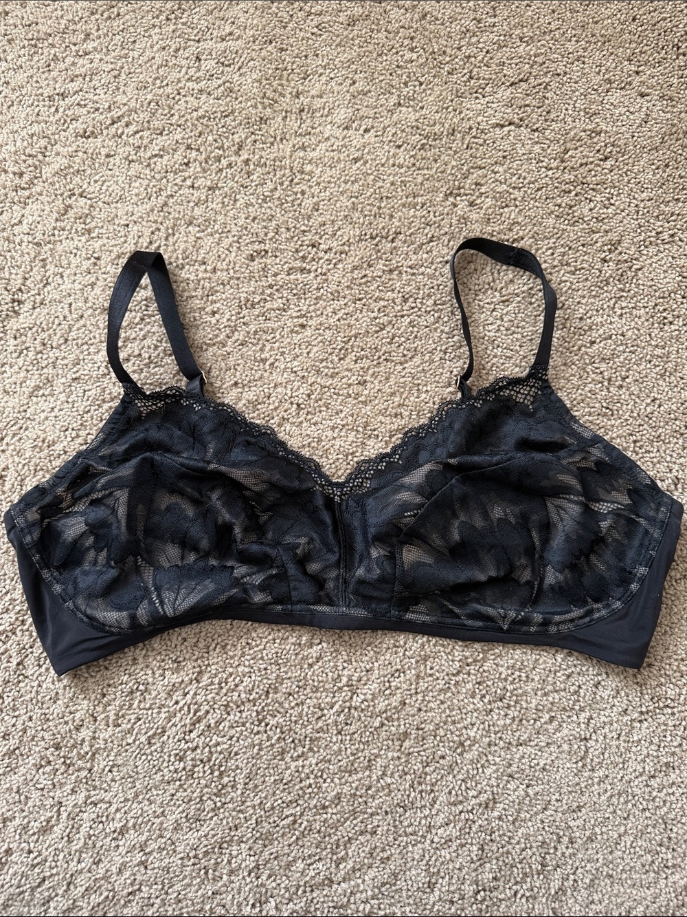 True & Co. | Black Sheer Lace Wireless Bra | 42DD